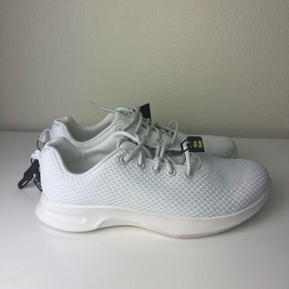 COPY - Athletic Works Sneakers Womens Lifestyle Jogger White Mesh Memory Foam s… - Picture 1 of 5